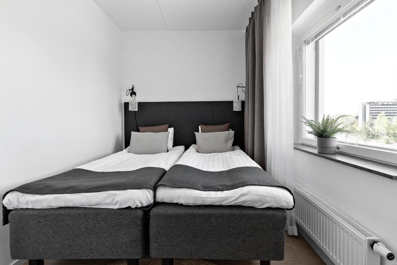 Forenom Hotel Flemingsberg - 10Min From Aelvsjoe Huddinge Exterior foto