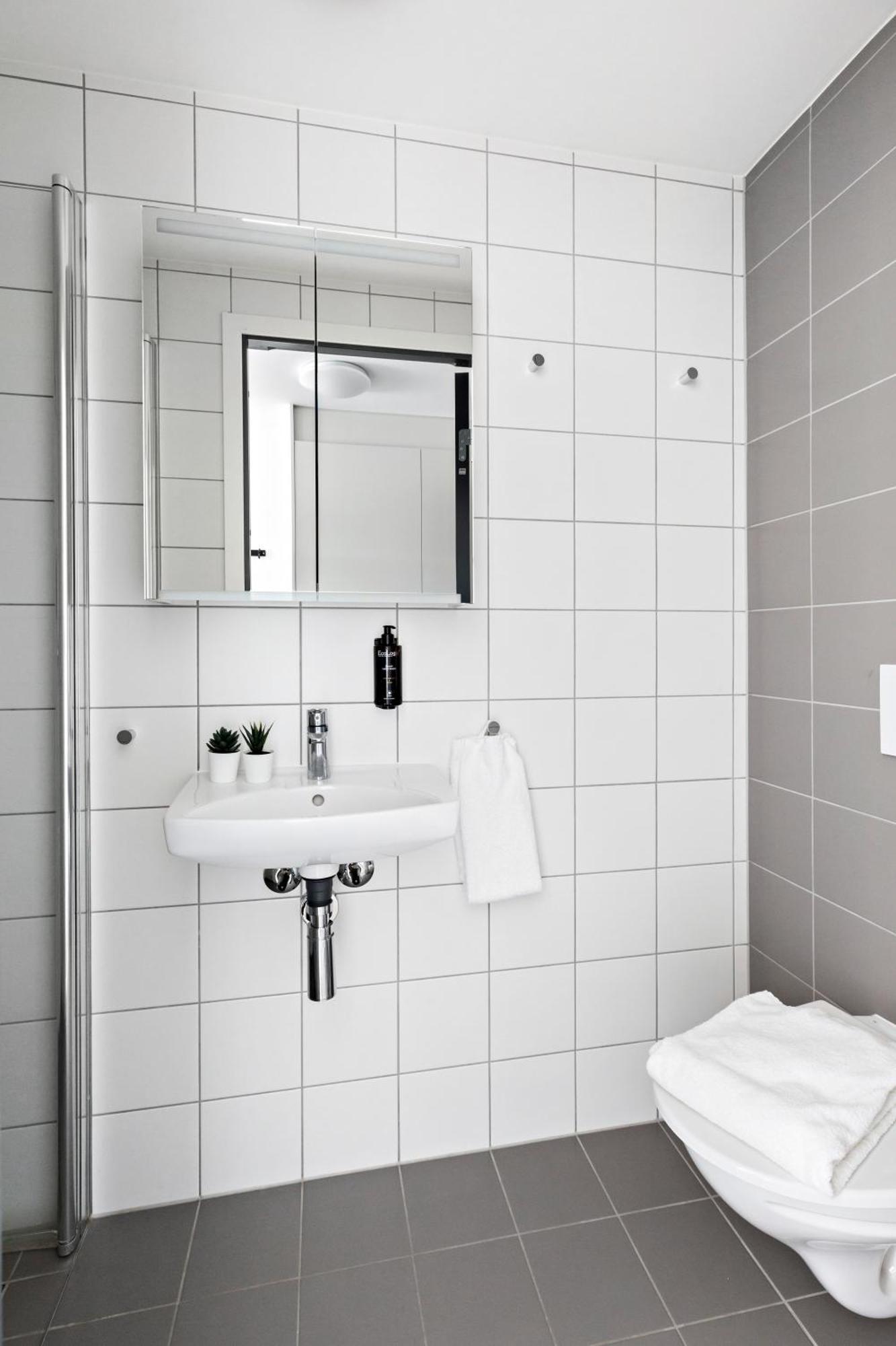 Forenom Hotel Flemingsberg - 10Min From Aelvsjoe Huddinge Zimmer foto